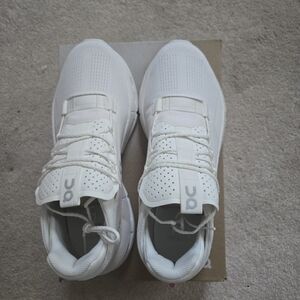 BRAND NEW with Box!  Cloudnova 2 Women's White Sneakers Size 9